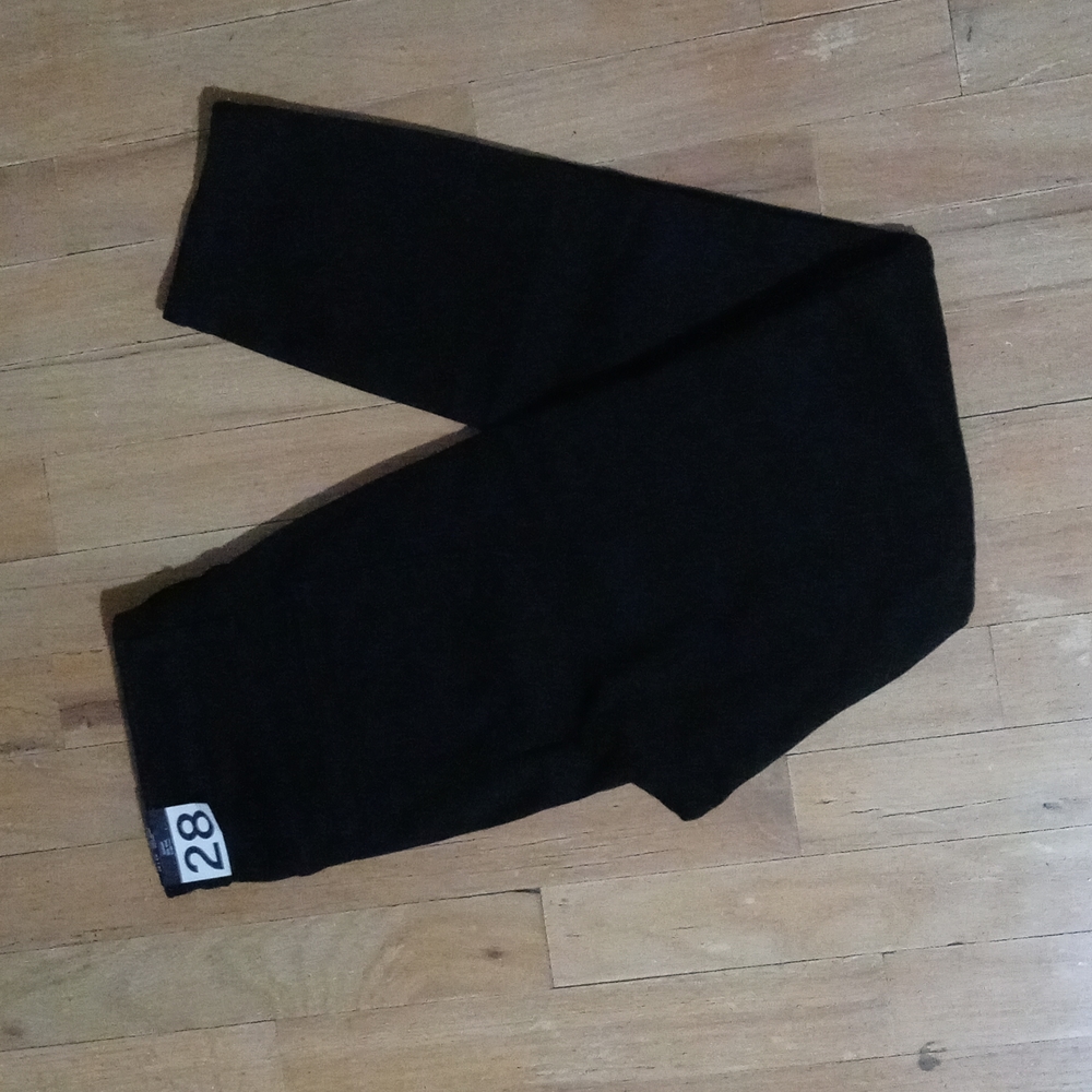 NWT Gap black skinny heans size 28 6R